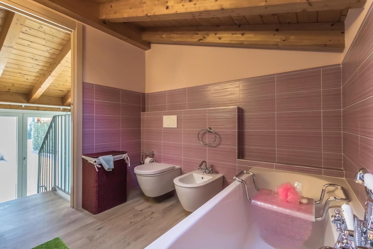 Apartment Rebecca - Tremezzina Mezzegra Ngoại thất bức ảnh
