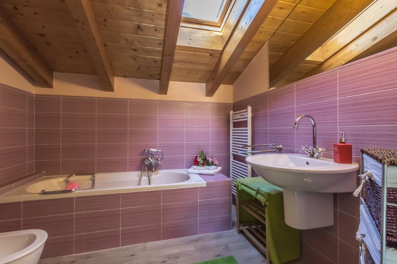 Apartment Rebecca - Tremezzina Mezzegra Ngoại thất bức ảnh